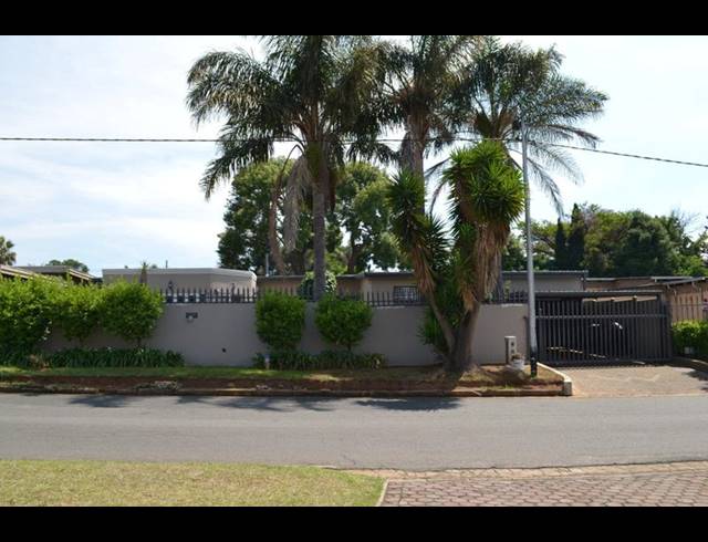 4 BEDROOM PROPERTY TO RENT IN KENMARE